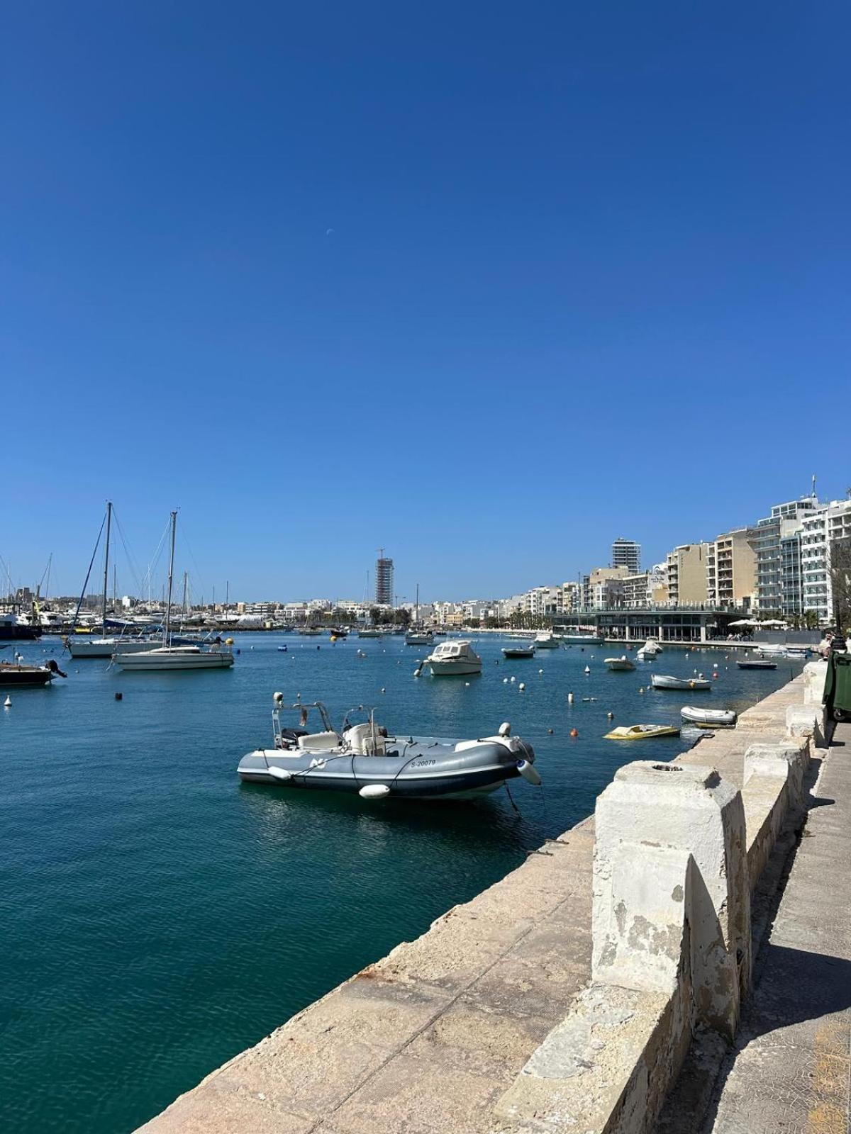 Modern Sliema Apartment Near Sea Exterior foto