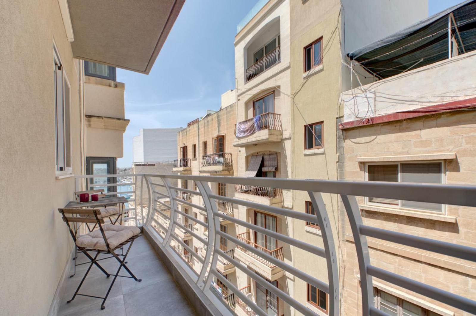 Modern Sliema Apartment Near Sea Exterior foto